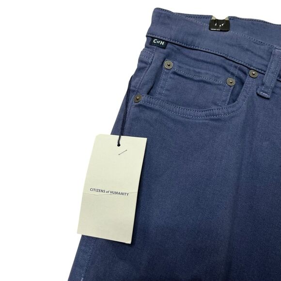 Welcome to my closet! - Picture 11 of 12